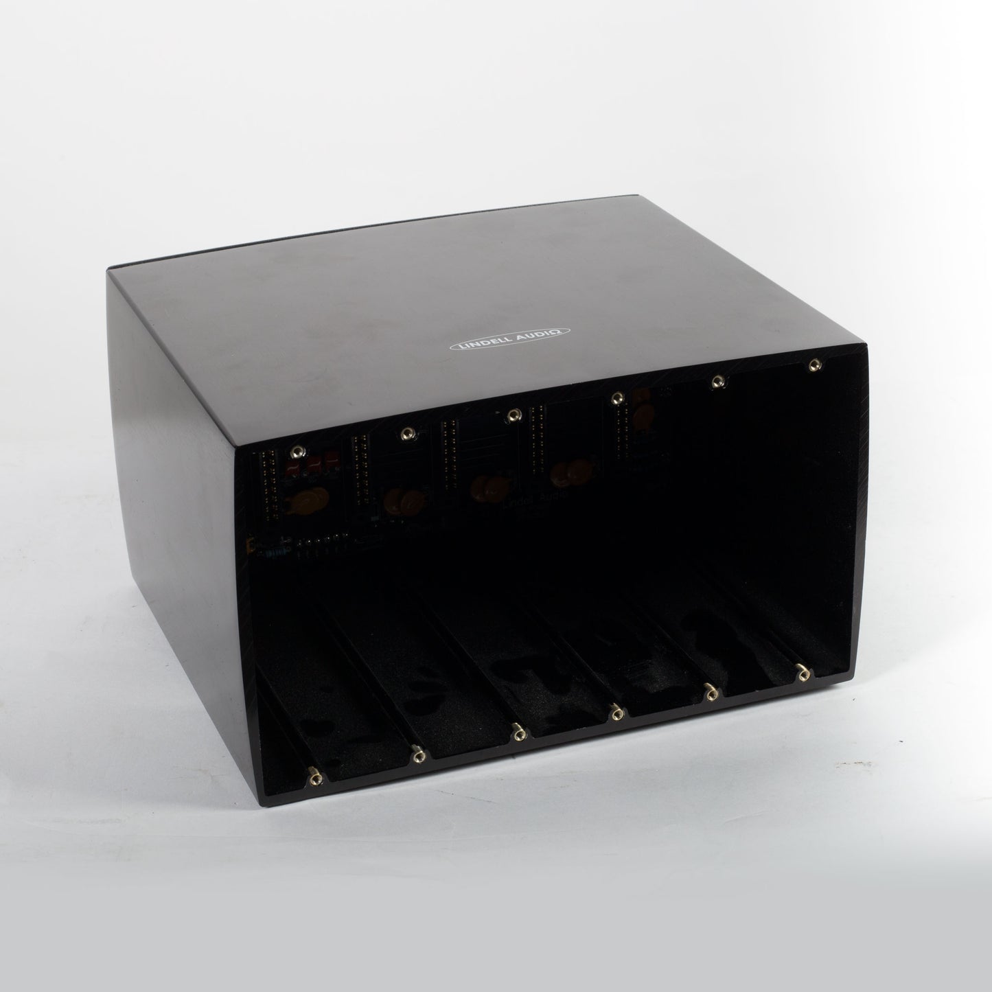 Lindell Audio 506 Power 6 Slot 500-Series Power Supply