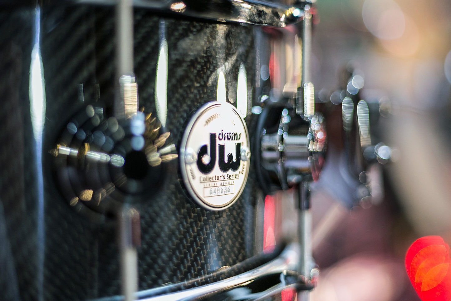 Drum Workshop Carbon Fiber 5.5x14 Snare Drum with Black Nickel Hardware (DRVF5514SVN)