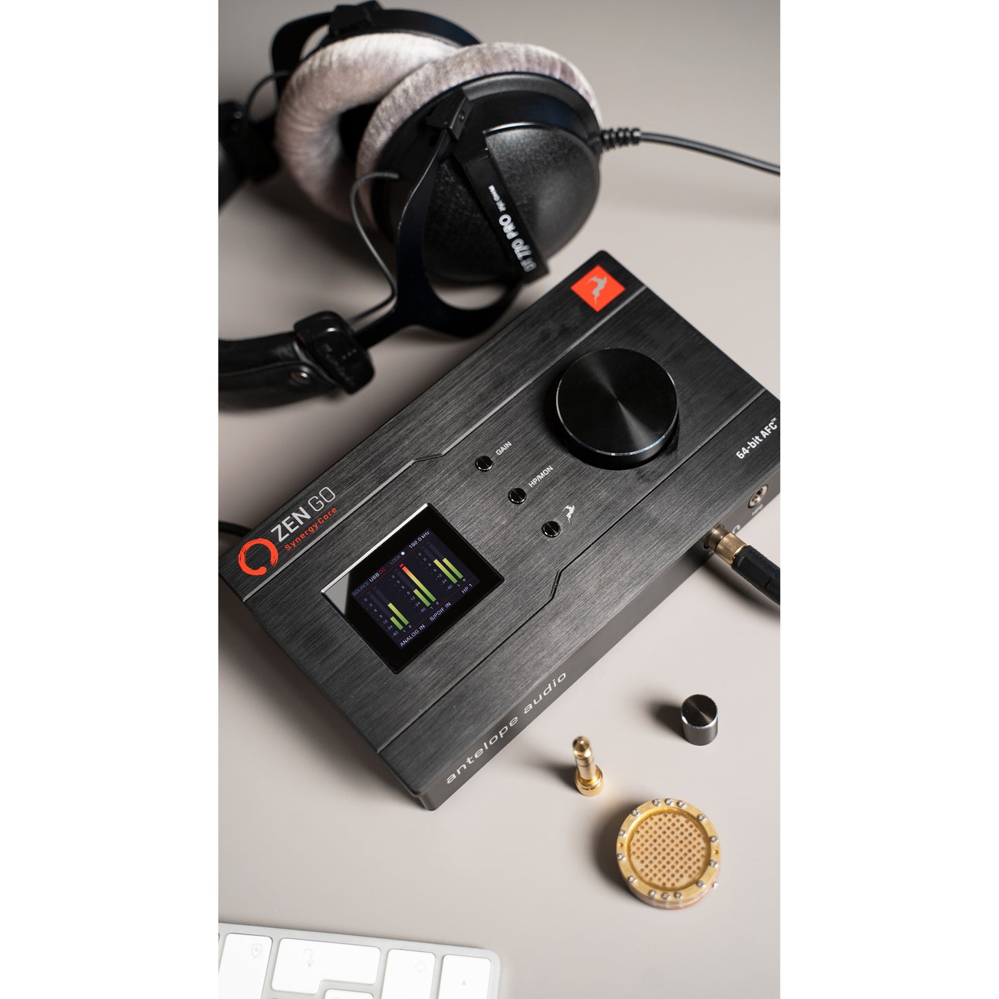 Antelope Audio Zen Tour Synergy Core Desktop Thunderbolt 3 Audio Interface