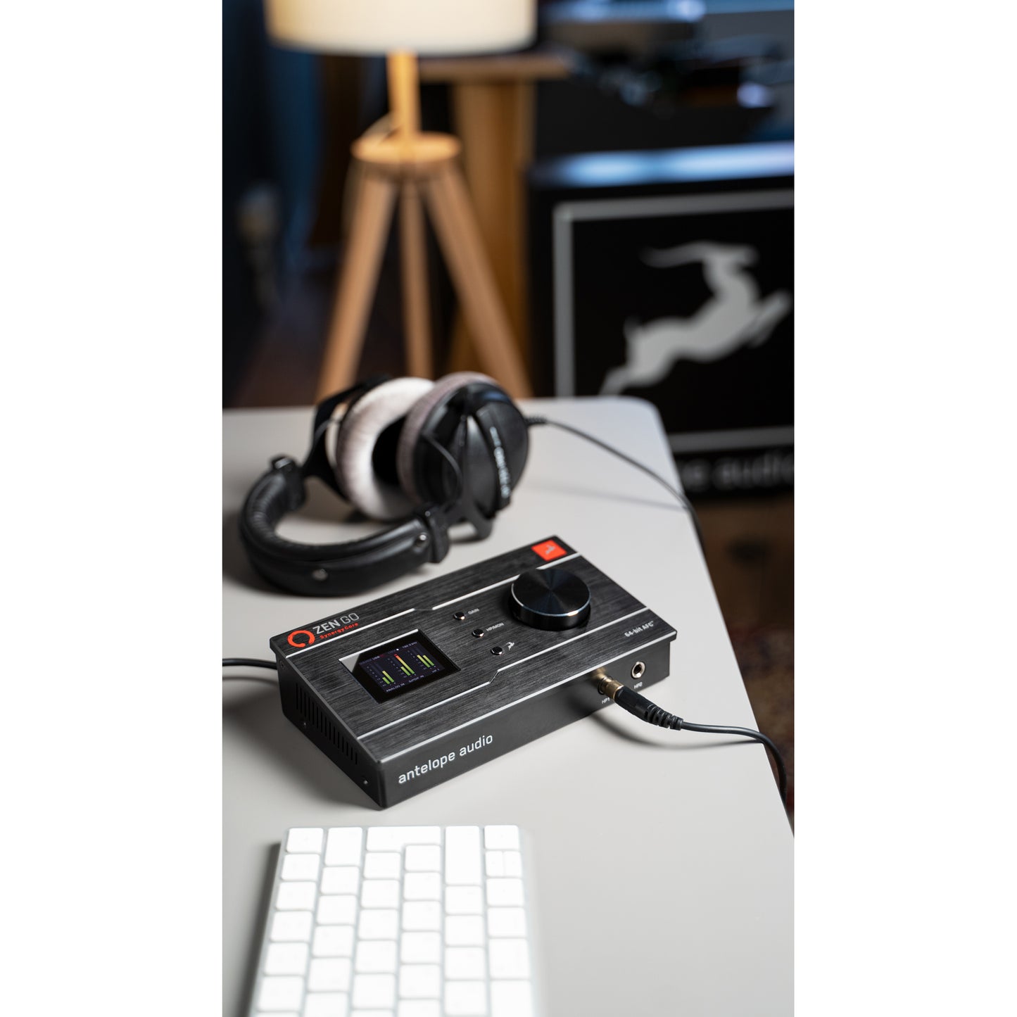 Antelope Audio Zen Tour Synergy Core Desktop Thunderbolt 3 Audio Interface