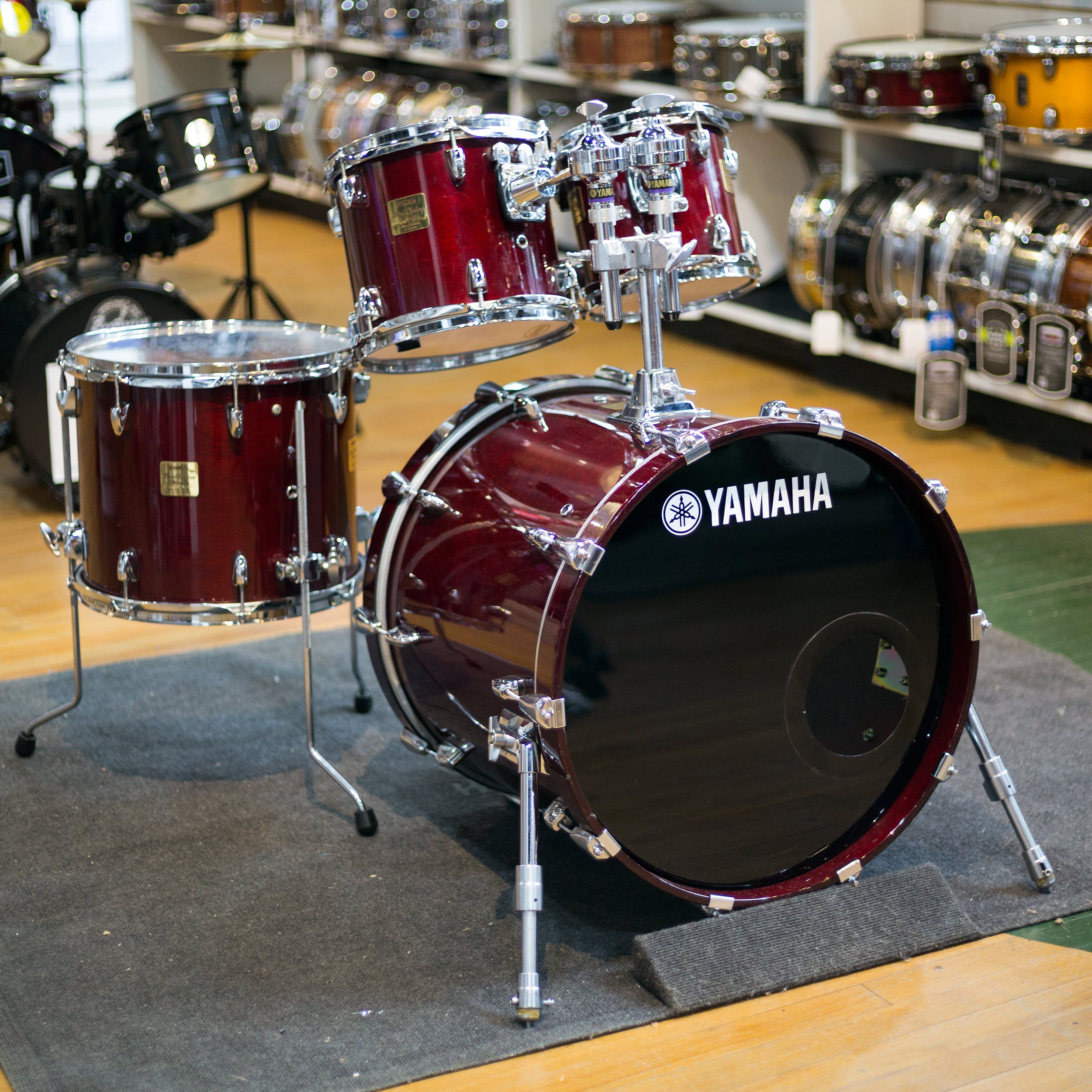 Yamaha Absolute Birch Custom 4pc Drum Set in Wine Red (E4733