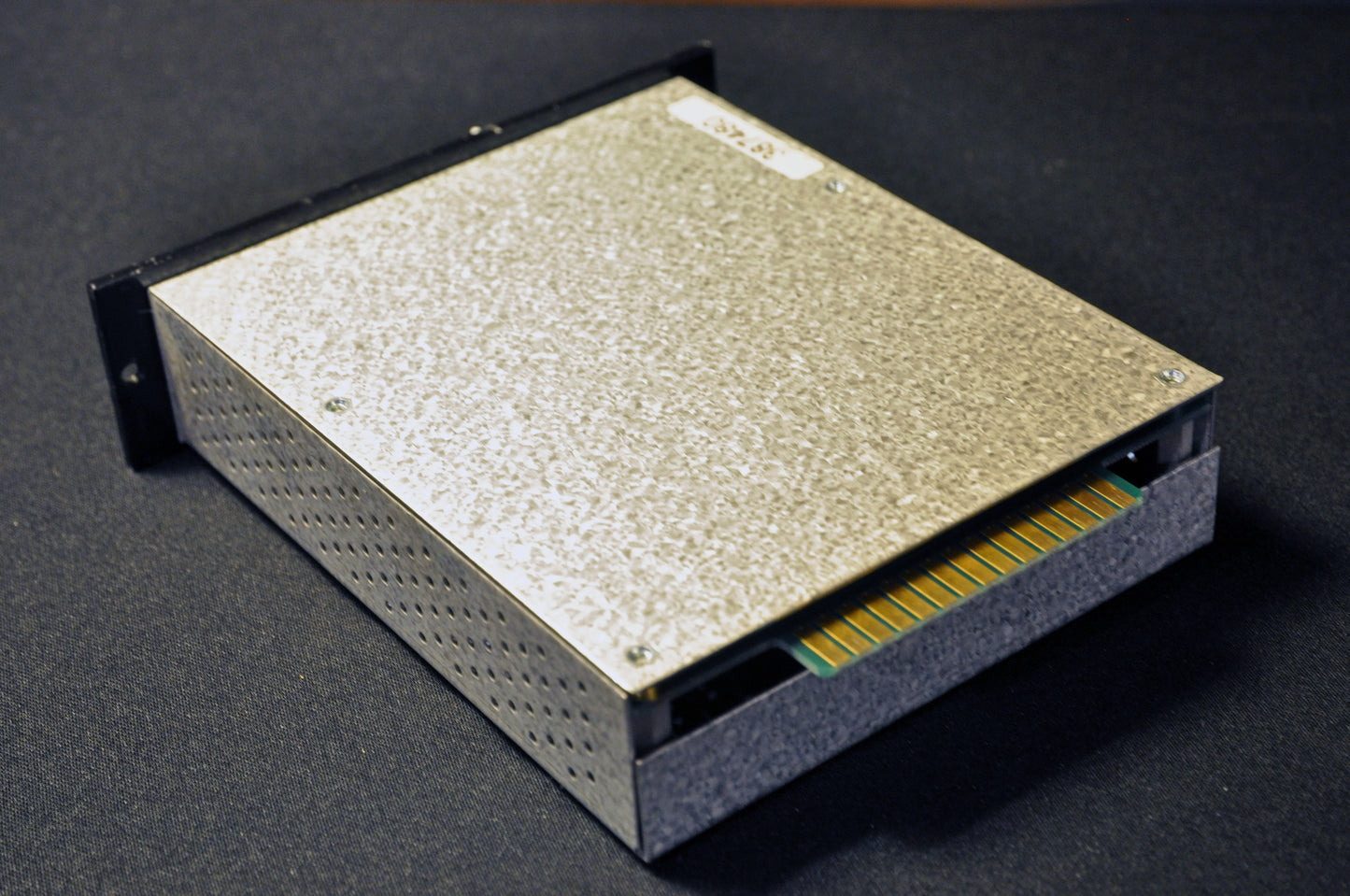 Radial Precomp 500-Series-Channel Strip (R7000114)