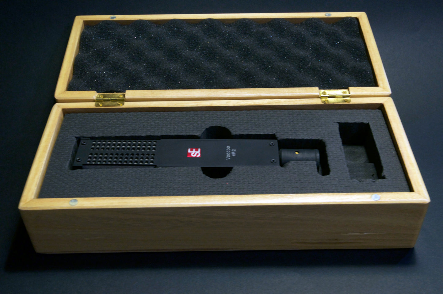 SE Electronics Voodoo VR2 Active Ribbon Microphone