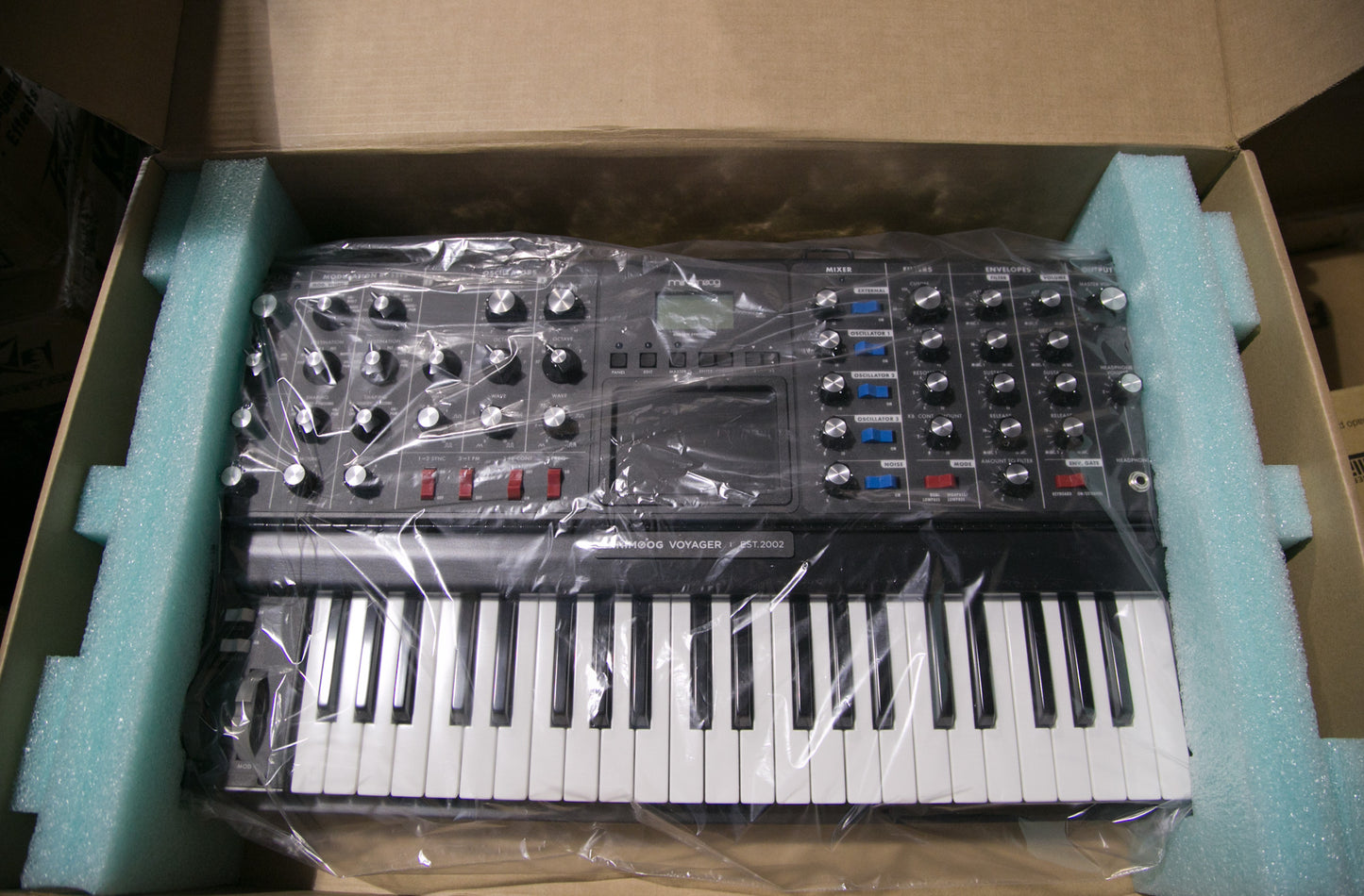 Moog Minimoog Voyager Electric Blue