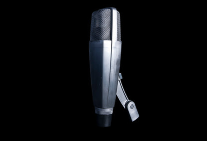 Sennheiser MD 421-II Dynamic Cardioid Studio Microphone