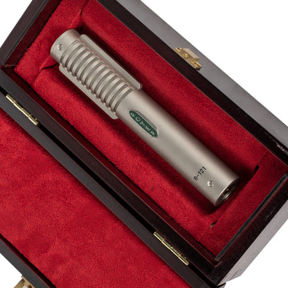 Royer R121 Studio Ribbon Microphone (R-121)