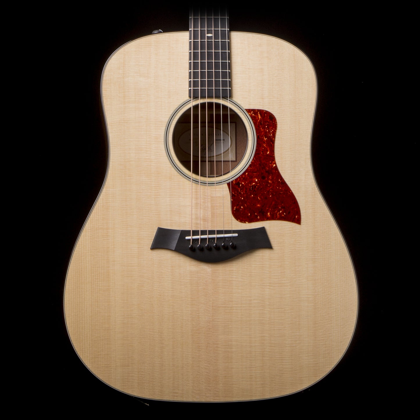 Taylor 510e Dreadnought Acoustic-Electric Guitar w/ Case (510E2016)