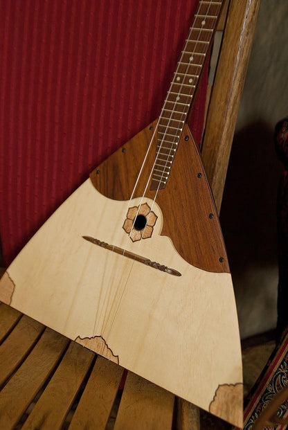Roosebeck Deluxe Prima Balalaika Sheesham Stave Body