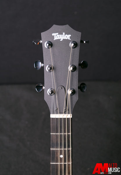 Taylor Big Baby Taylor Acoustic Guitar w/ Gigbag (BBT)