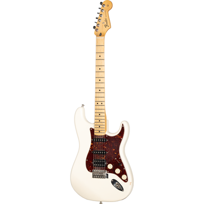 Fender Standard Stratocaster - Maple Fingerboard, Arctic White