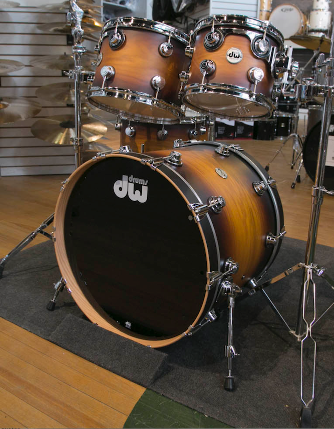 Drum Workshop Collectors Oak 5pc Shell Kit In Hard Satin Amber Tobacco Burst (DRO5225PCHRDSTN)