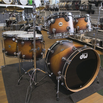 Drum Workshop Collectors Oak 5pc Shell Kit In Hard Satin Amber Tobacco Burst (DRO5225PCHRDSTN)