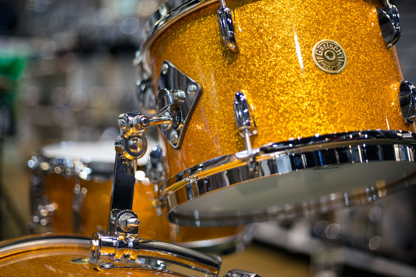 Gretsch Broadkaster with Vintage Specs in Gold Sparkle Nitron Wrap (GKNT204022)