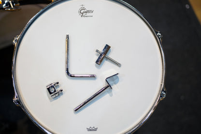 Gretsch Broadkaster with Vintage Specs in Gold Sparkle Nitron Wrap (GKNT204022)