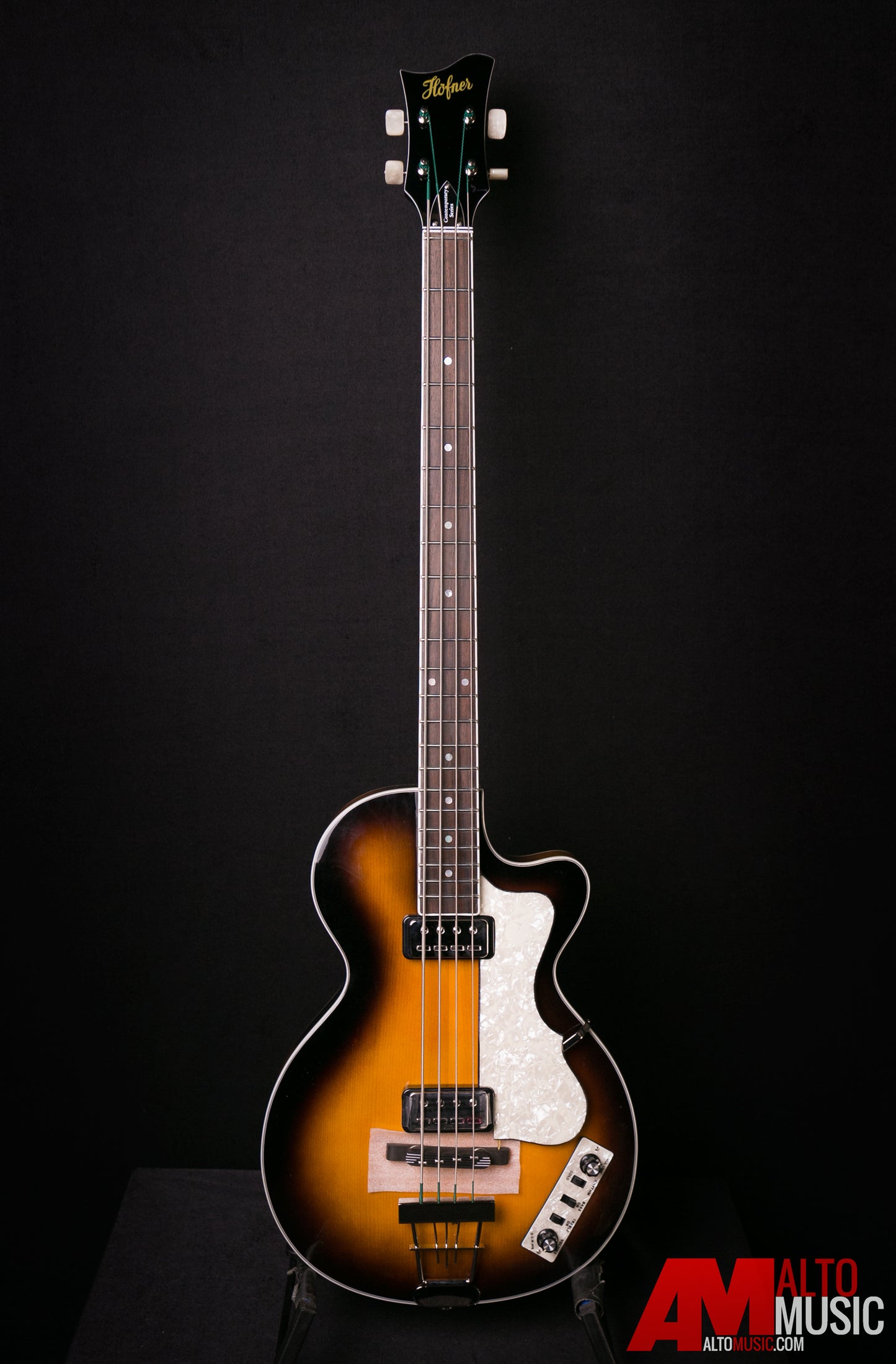 Hofner Contemporary Singlecut Club Bass Sunburst Bass with Case (HCT-500/2-SB-O)