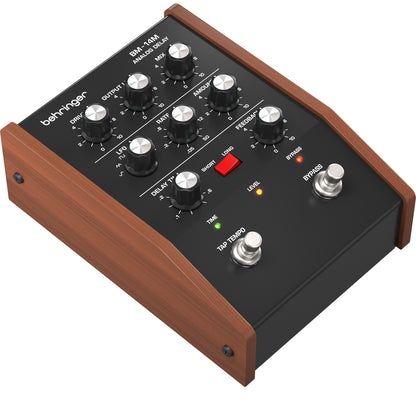 pedal behringer Behringer BM-14M Analog Delay Pedal - Display | In Stock