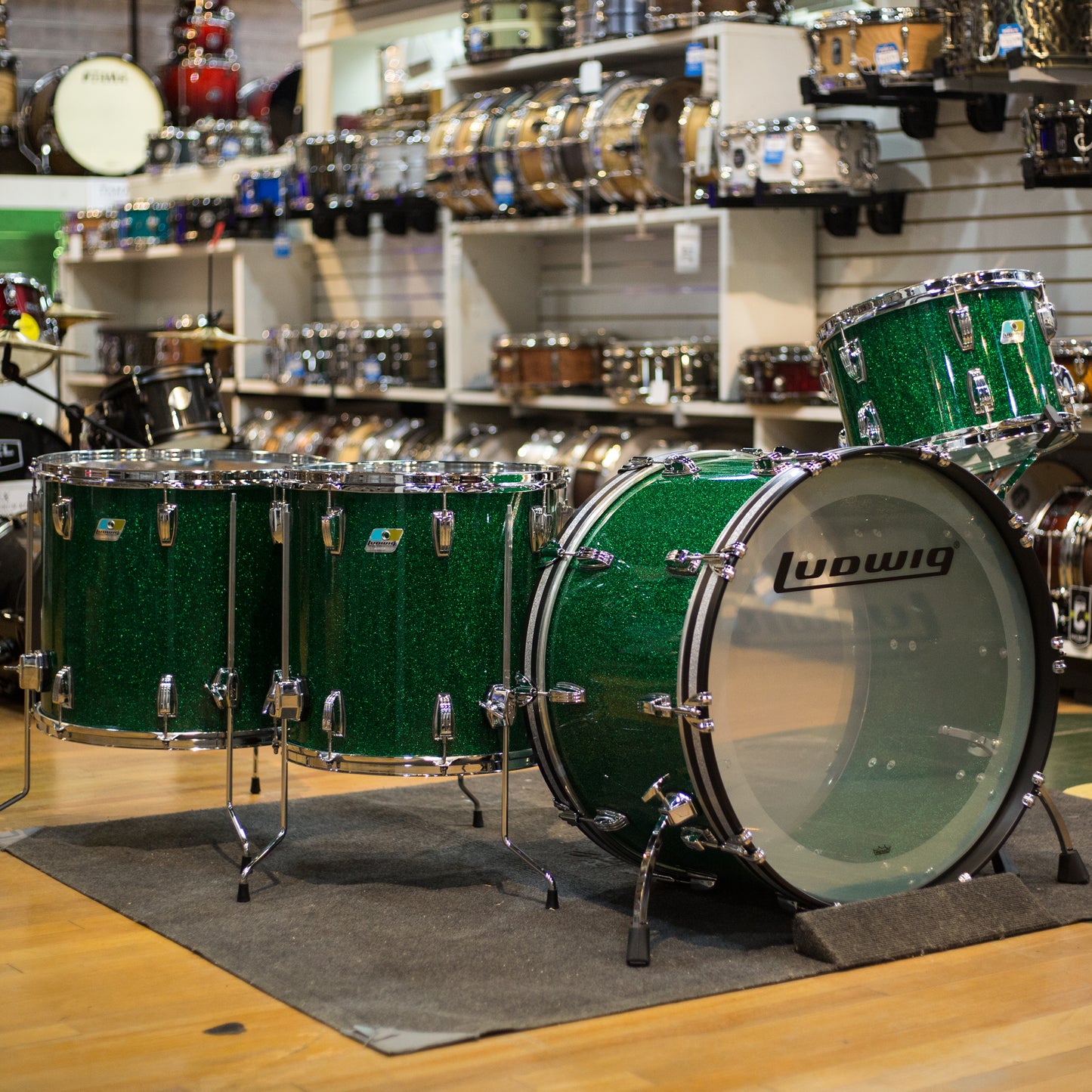 Ludwig Vistalite 45th Anniversary Green Sparkle Drum Kit (L94434LX75WC)