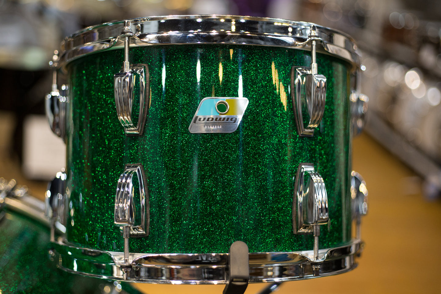 Ludwig Vistalite 45th Anniversary Green Sparkle Drum Kit (L94434LX75WC)