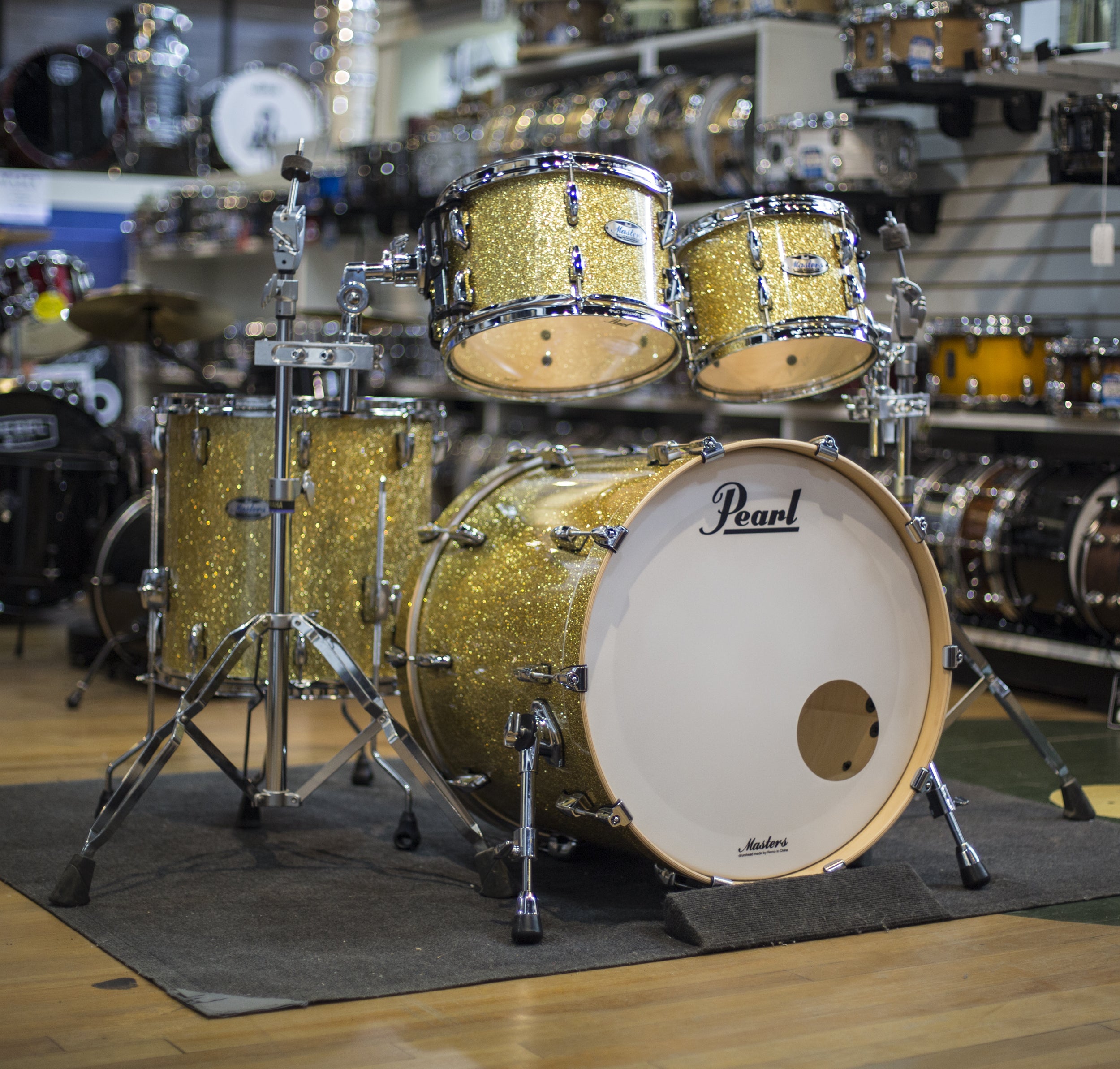 Pearl Masters Maple Complete Drum Kit In Bombay Gold Sparkle Lacquer ...