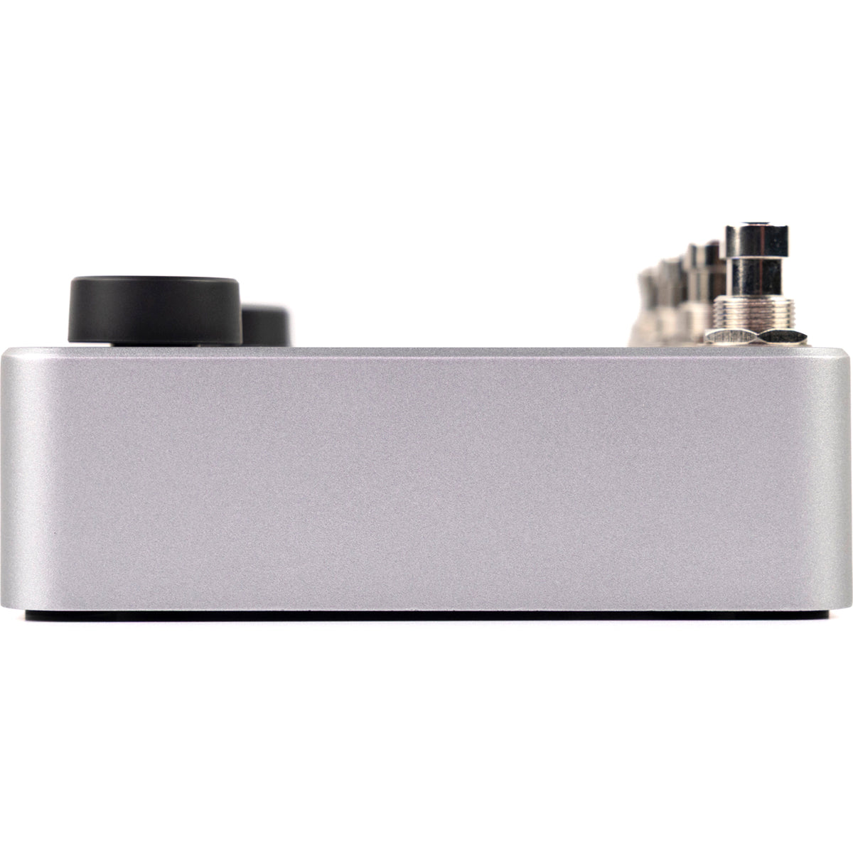 Zoom Neurig Amp and Effects Neural Modeler for Guitar
