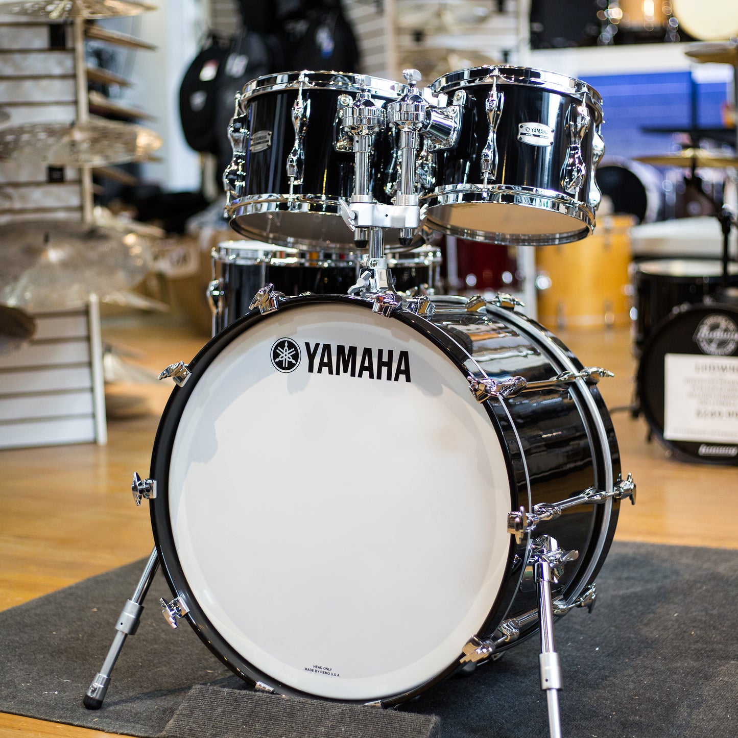 Yamaha RC2J40jJSOB Recording Custom Series 4 Piece Shell Kit In Solid Black (RC2J40JSOB)