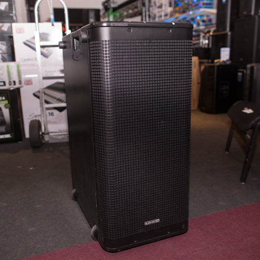 Line 6 StageSource L3S Powered Subwoofer STAGESOURCEL3S