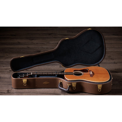 Taylor Gold Label 810e Dreadnought Acoustic Electric Guitar - Natural