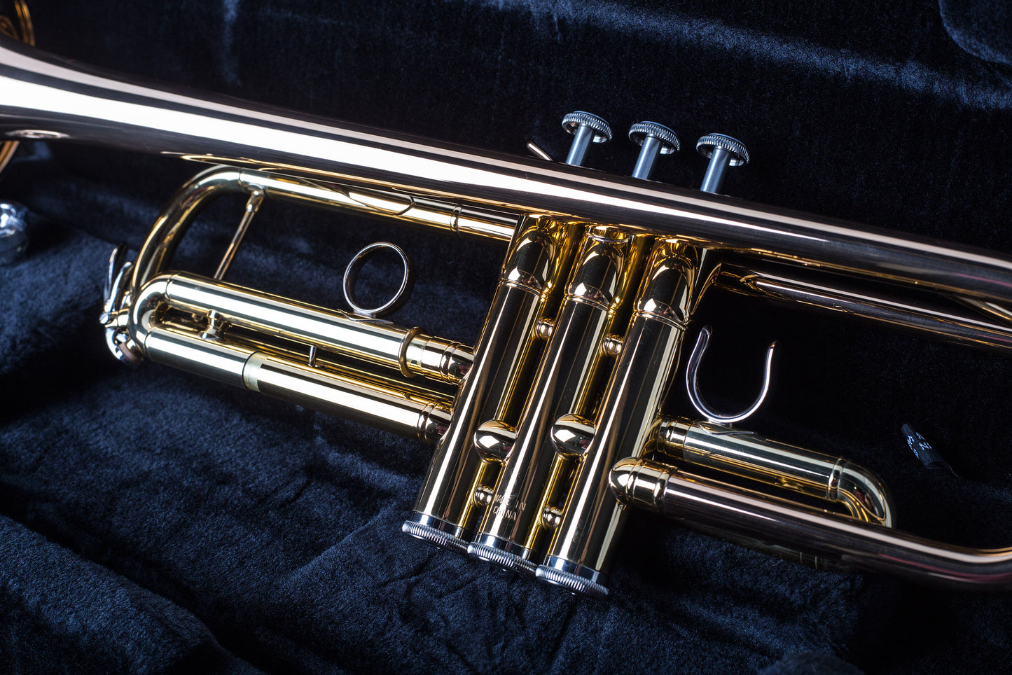 Yamaha Intermediate Trumpet In Gold Lacquer Finish