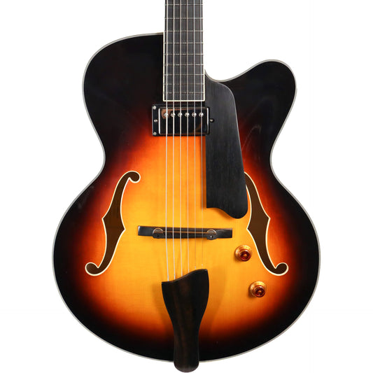 Eastman AR503CE Single Cutaway Archtop Guitar - Sunburst