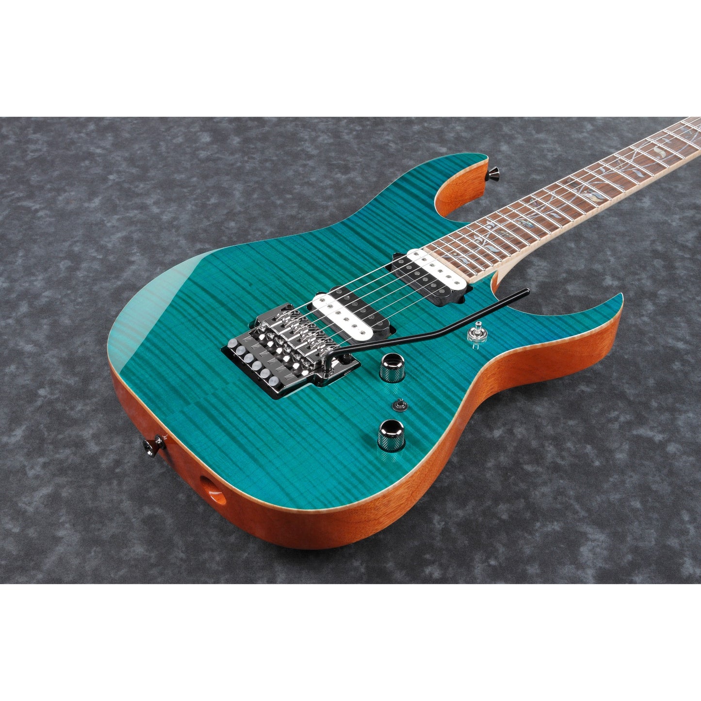 Ibanez RG8520 RGJ Custom 6-String Electric Guitar in Green Emerald w/ Case