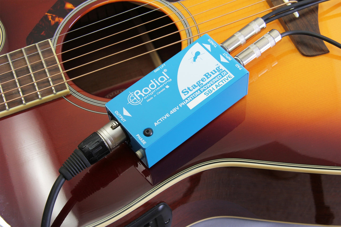 Radial SB-1 StageBug Acoustic Active Direct Box for Acoustic Guitar