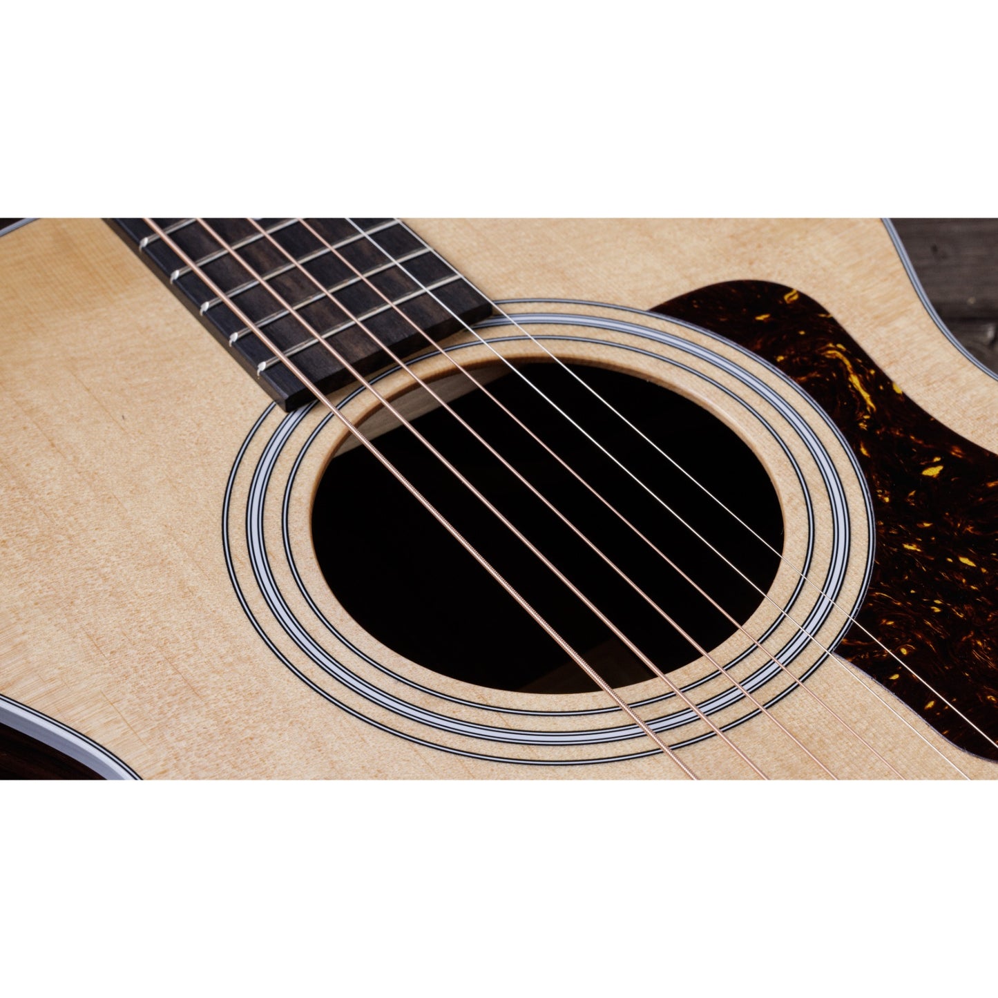 Taylor 212ce Grand Concert Acoustic Electric Guitar